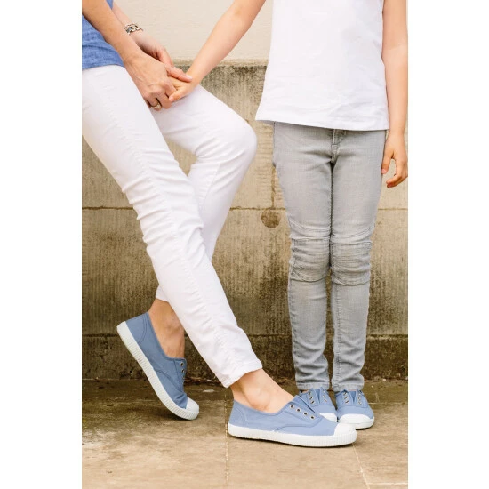 unnamed-file-498.jpg Trotters London Blue Adult Plum Canvas Shoes -Trotters London store unnamed file 498